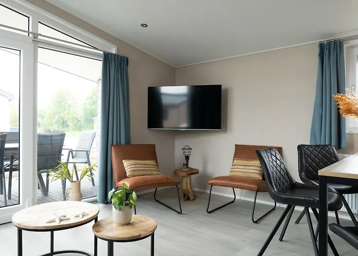 Bis Sechs Personen Ohne Hund